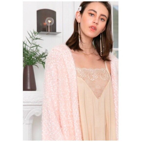 COPY - Hooded Cardi in Blush - Picture 5 of 9
